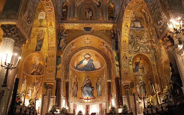 Gold mosaics in the apse of the Cappella Palatina, Palermo