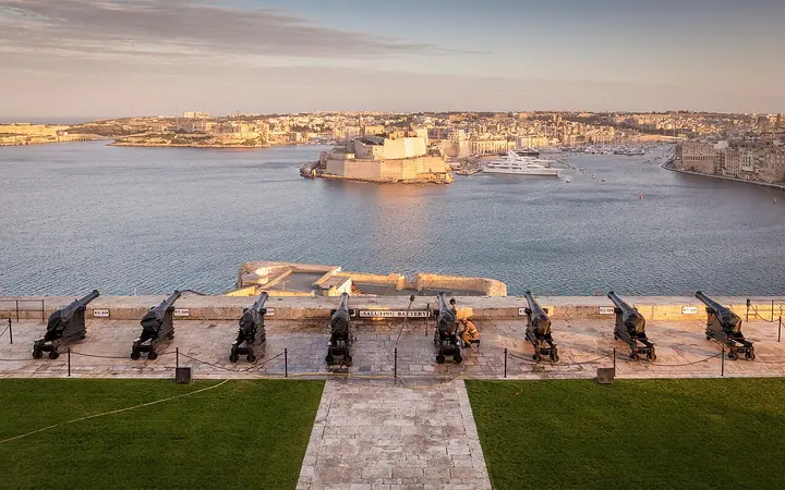 Row of cannons on the Saluting Battery overlooking the Grand Harbour and Fort St Angelo