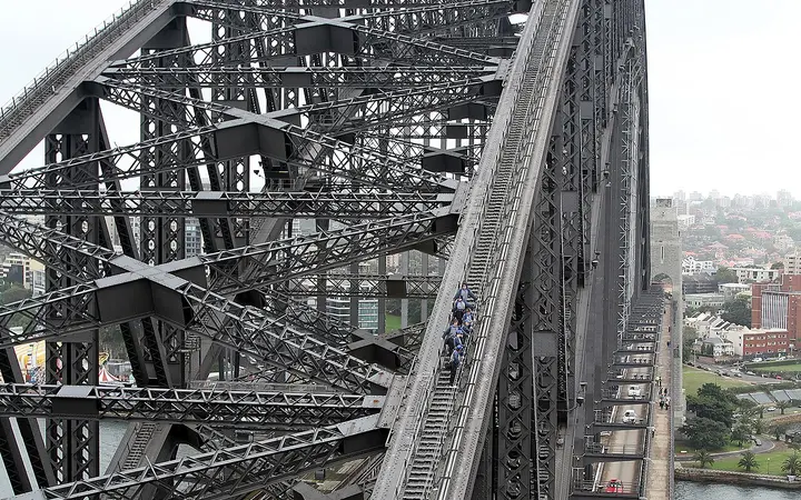 BridgeClimb participants on the arch of the Sydney Harbour Bridge