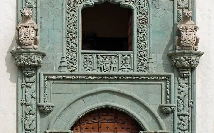 Carved stone portal of the Casa de Colón in Vegueta