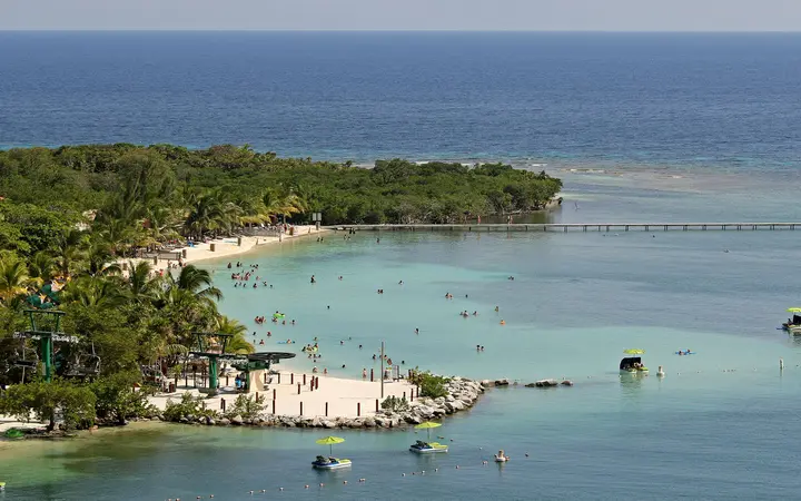 Mahogany Bay (now Isla Tropicale) beach lagoon seen from above, Roatan