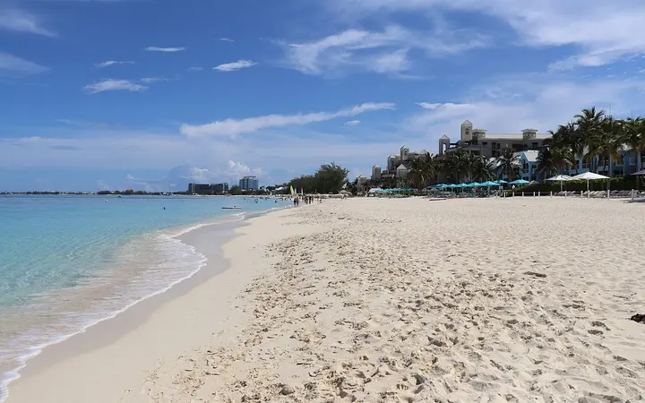 Seven Mile Beach, Grand Cayman, looking north along the sand